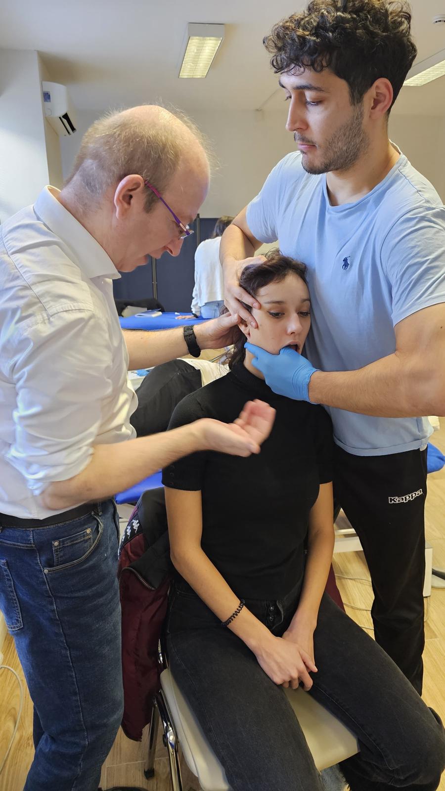 Sessione di Terapia Manuale